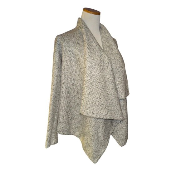 Club Monaco Fernie Wrap Cardigan - Picture 4 of 7